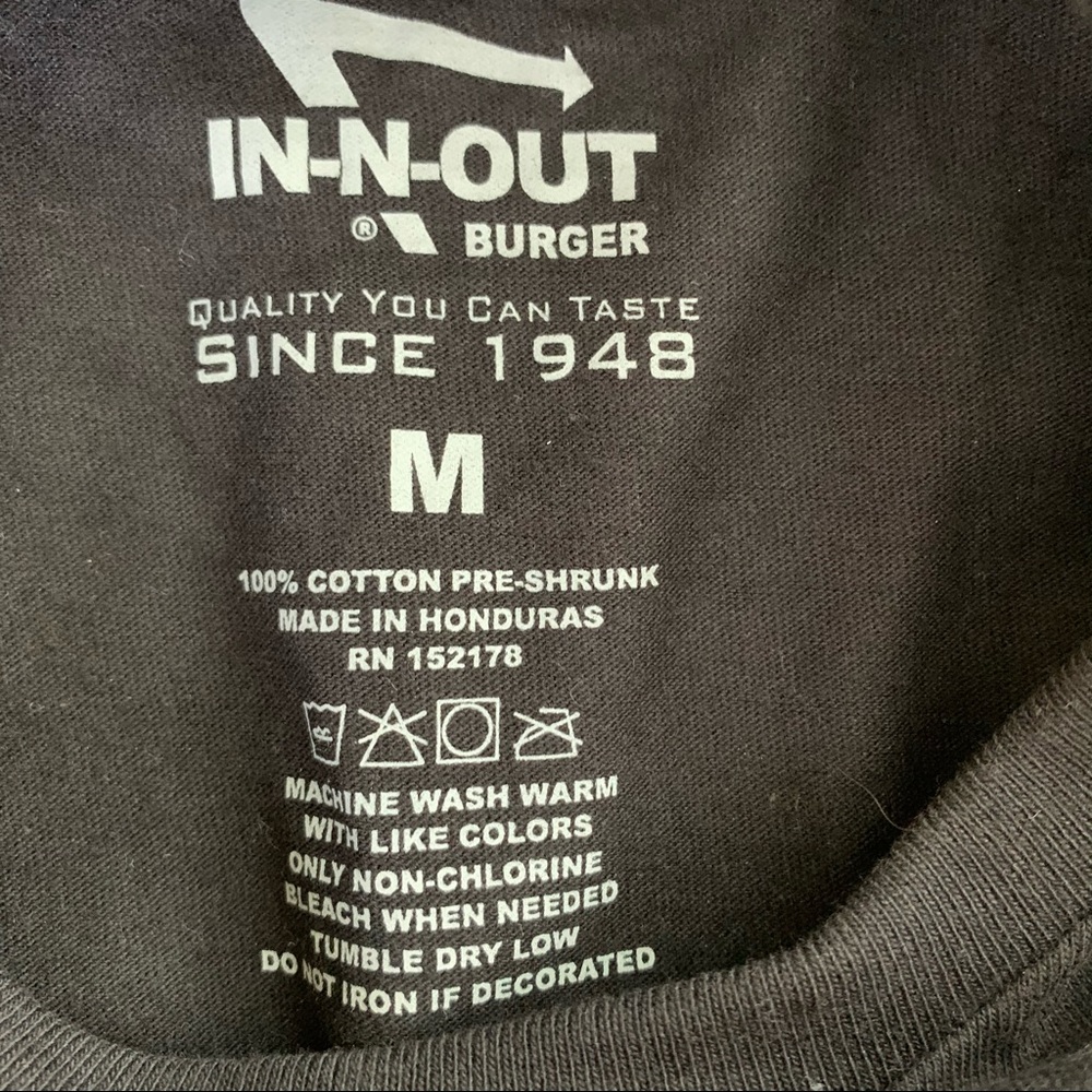 In-N-Out Burger 2018 50th Anniversary Graphic Tee - Picture 4 of 5